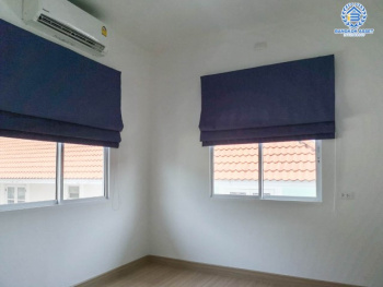 *****บ้านแฝดมือสองย่านปทุมธานี ม.บ้านฟ้าปิยรมย์ เทนโดร เนื้อที่กว้าง 38.10 ตร.ว. ฟังก์ชัน 3 ห้องนอน 3 ห้องน้ำ ที่จอดรถ 2 คัน ฟรี! เครื่องปรับอากาศ 4 เครื่อง ภายในกว้างขวาง สภาพเหมือนใหม่ บนทำเลแห่งการเดินทาง ใกล้รถไฟฟ้าสายสีเขียว "สถานีคูคต" และจุดขึ้นมอเตอร์เวย์